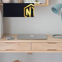 BÀN LÀM VIỆC BẰNG GỖ TREO TƯỜNG TIỆN LỢI MẪU 09